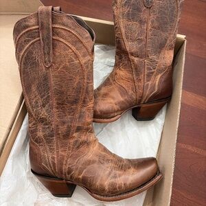 Nocona vintage tan boots